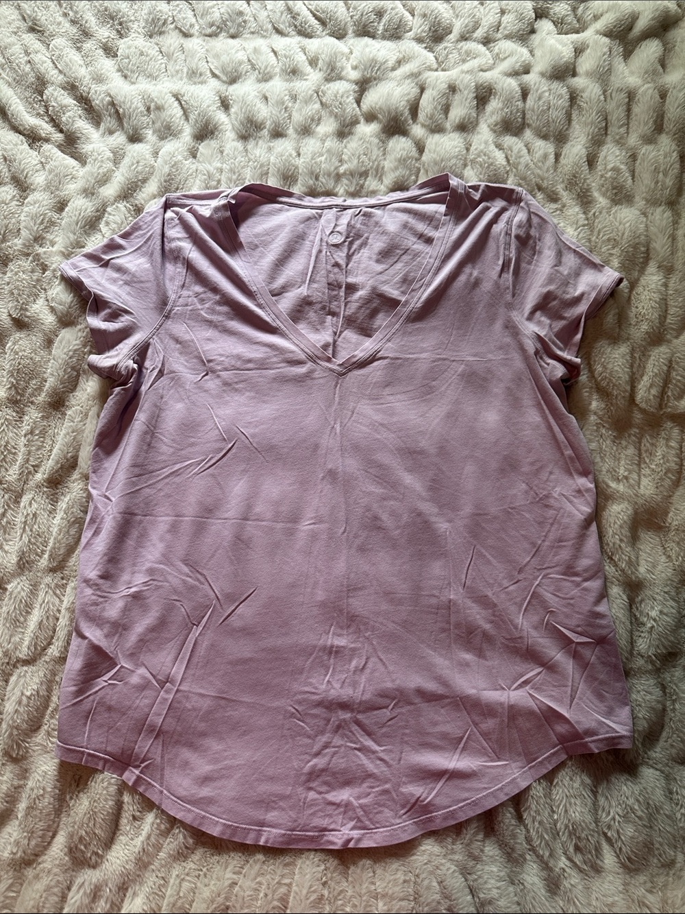 Lululemon Love Tee size 12 Women's V-Neck Short Sleeve Top - Light Pink